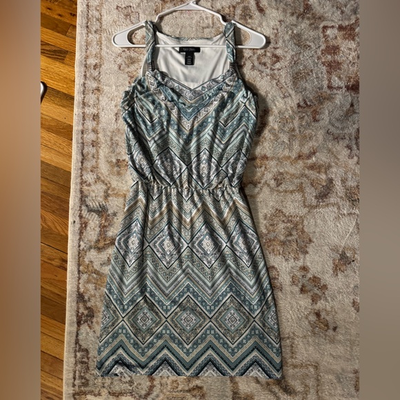 White House Black Market Chevron Turquoise Blue Dress - Picture 2 of 6
